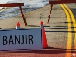 Banjir Meluber di 27 RT Jaksel, Air Sampai 110 Cm