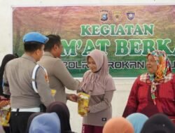 Polres Rohul Sapa Warga dan Salurkan Bansos Lewat ‘Jumat Curhat’: Solusi Inovatif Pelayanan Publik!