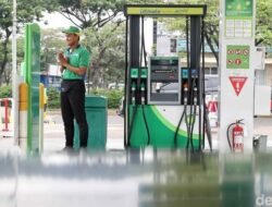 “Stok BBM Tersedia Lagi, BP Beli Base Fuel dari Pertamina: Kebalikkan Krisis Bahan Bakar?”
