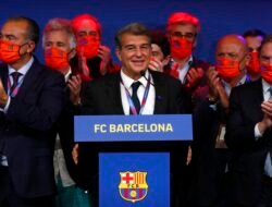 “Barcelona Berada di Tepi jurang? Messi Siap Lengserkan Laporta!”