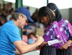 “Coach Timo Merasa Makin Banyak Siswi Ingin Jadi Pesepakbola, Apakah Ini Tanda Perubahan Besar dalam Dunia Sepakbola?”