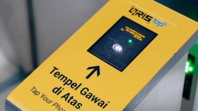 “Simak! Ini Cara Naik MRT Jakarta Pakai QRIS Tap, Hemat Waktu & Uang!”