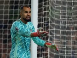 Chelsea Siap Goyang Pasar dengan Rekrutan Kiper Anyar, Robert Sanchez Tatap!