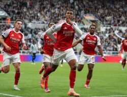 **Cristiano Ronaldo Prediksi: Arsenal Siap Goyahkan Takhta Liga Inggris!**