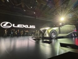 “Kata Lexus soal Perkembangan Mobil Listrik: Revolusi atau Krisis?”