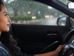 “Cek 9 Komponen Mobil Ini Sebelum Lawan Hujan, Rekomendasi Auto2000”