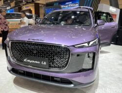 “Iritnya Kebangetan! L8 Raih Konsumsi BBM Termurah di Kelasnya”