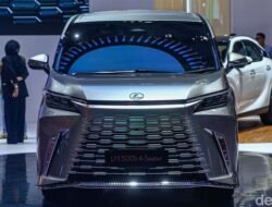 Apa yang Lexus Katakan tentang Pencapaian Merek China Denza