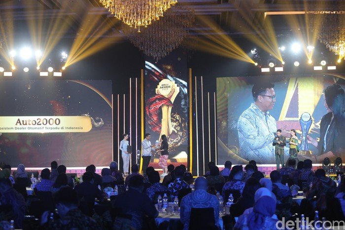 Auto2000 Raih Gelar Ekosistem Dealer Otomotif Terpadu - Update 1