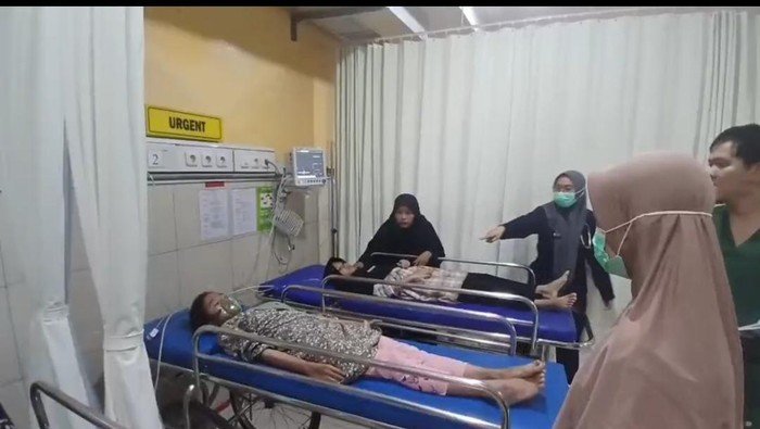 Tragedi Santri Ngawi: Puluhan Diduga Keracunan MBG, RS Jadi Harapan