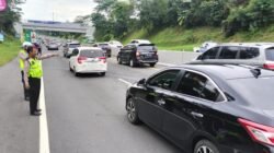 **Gagal Jaga Jarak Aman Penyebab Dominan Kecelakaan, Tips 3 Detik dari Kapolri**