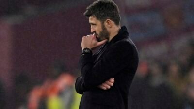 MU Kalah, Apa yang Salah Carrick? Kinerja Carrick: Masalah Utama atau Buntut?