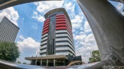 Terjerat OTT KPK, Bupati Rejang Lebong Dibawa ke Jakarta – Update 2