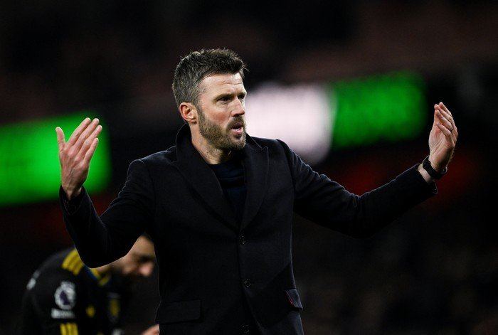 **Jika Carrick Bawa MU Lolos Liga Champions, Ngapain Diganti?**