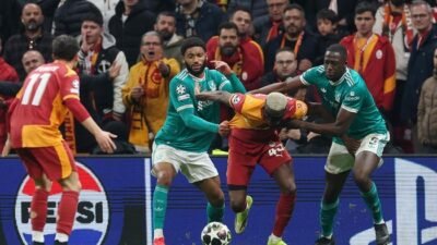 Tim Inggris Berjuang di Eropa, Arne Slot: Leg 2 Menentukan Harapan