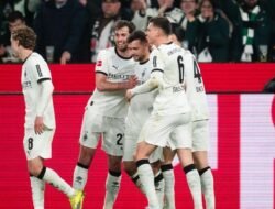 Gladbach Vs St. Pauli: 2-0, Kevin Diks Dengan Gladbach Selamat dari Zona Merah