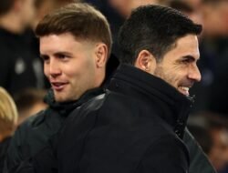 Hurzeler Redam Keributan dengan Arteta, Ketegangan di Balik Skuat Arsenal Terungkap!