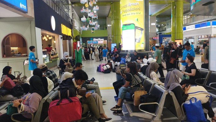 **Mudik 2026: Jadwal Favorit Kereta dari Jakarta, Tiket Terjual 698 Ribu, Sisa 377 Ribu**