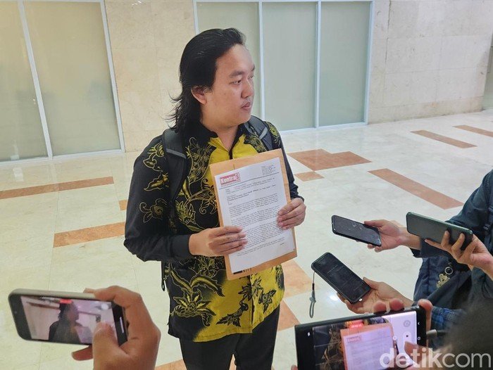 Kapolri Diperintahkan Prabowo, Jelang Penyelidikan Kasus Air Keras ke Kontras