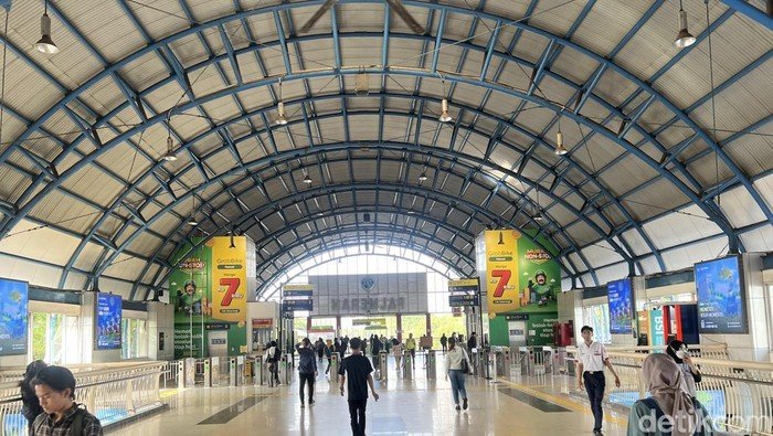 Jakarta Terkini di Hari Pertama Imbauan WFA: Masyarakat Respons Gairah Masyarakat