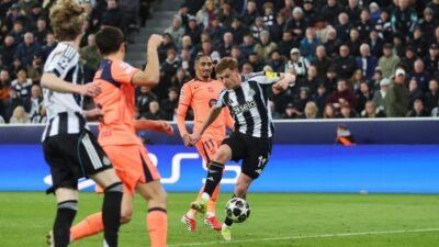 **Pressing Newcastle Merepotkan, Flick Minta Barcelona Goyahkan Mental Lawan!**