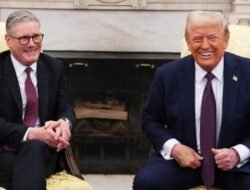 Trump Repost Video yang Ejek PM Inggris: “Gimana Kalau Trump Membentak”?