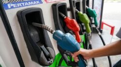 “Harga Pertamax Rp 17 Ribu Viral, Respons Pertamina Mengejutkan!”